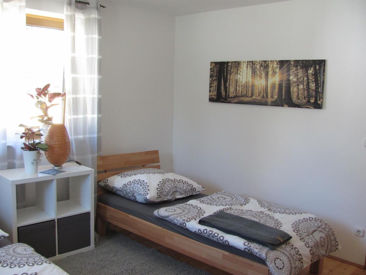 #7 Ferienhaus Mit Schlossblick Trunkelsberg Fuer Max 6 Personen,Kueche Komplett Eingerichtet, 2 Baeder 3 Schlafzimmer Top-Ausstattung Zewnętrze zdjęcie